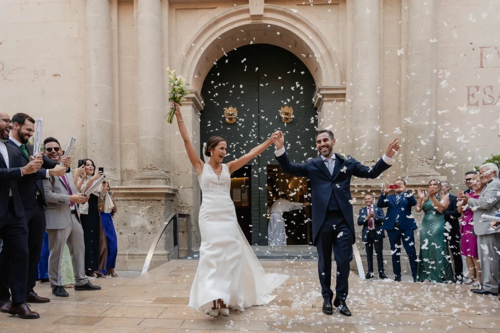 Boda de Alicia y Juan en Alicante — Anémona Weddings