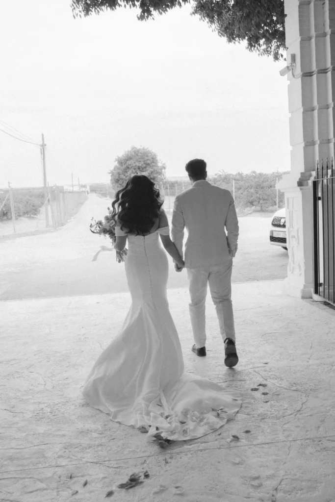 Boda de Aneeka y Theo en Valencia — Anémona Weddings
