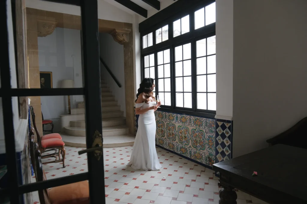Boda de Aneeka y Theo en Valencia — Anémona Weddings
