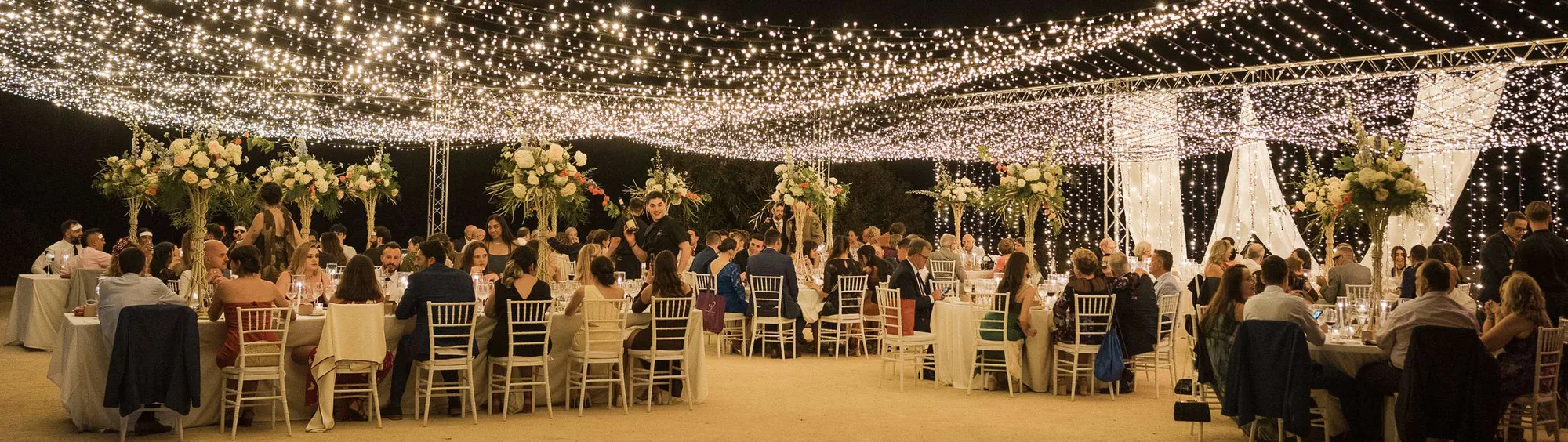 Servicios de organización y decoración de bodas de Anémona