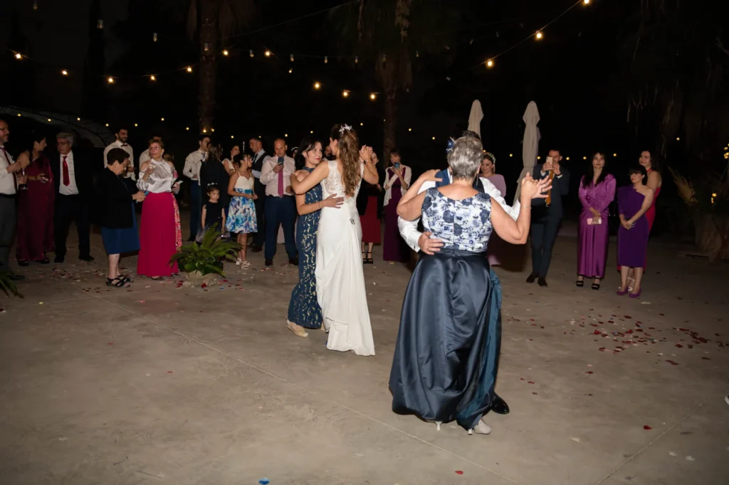 Boda de Valeria y Juan — Anémona Weddings